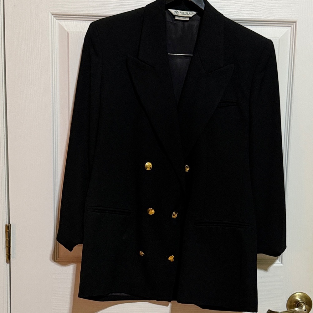 Austin Reed Elegant Black Blazer with Gold Accents